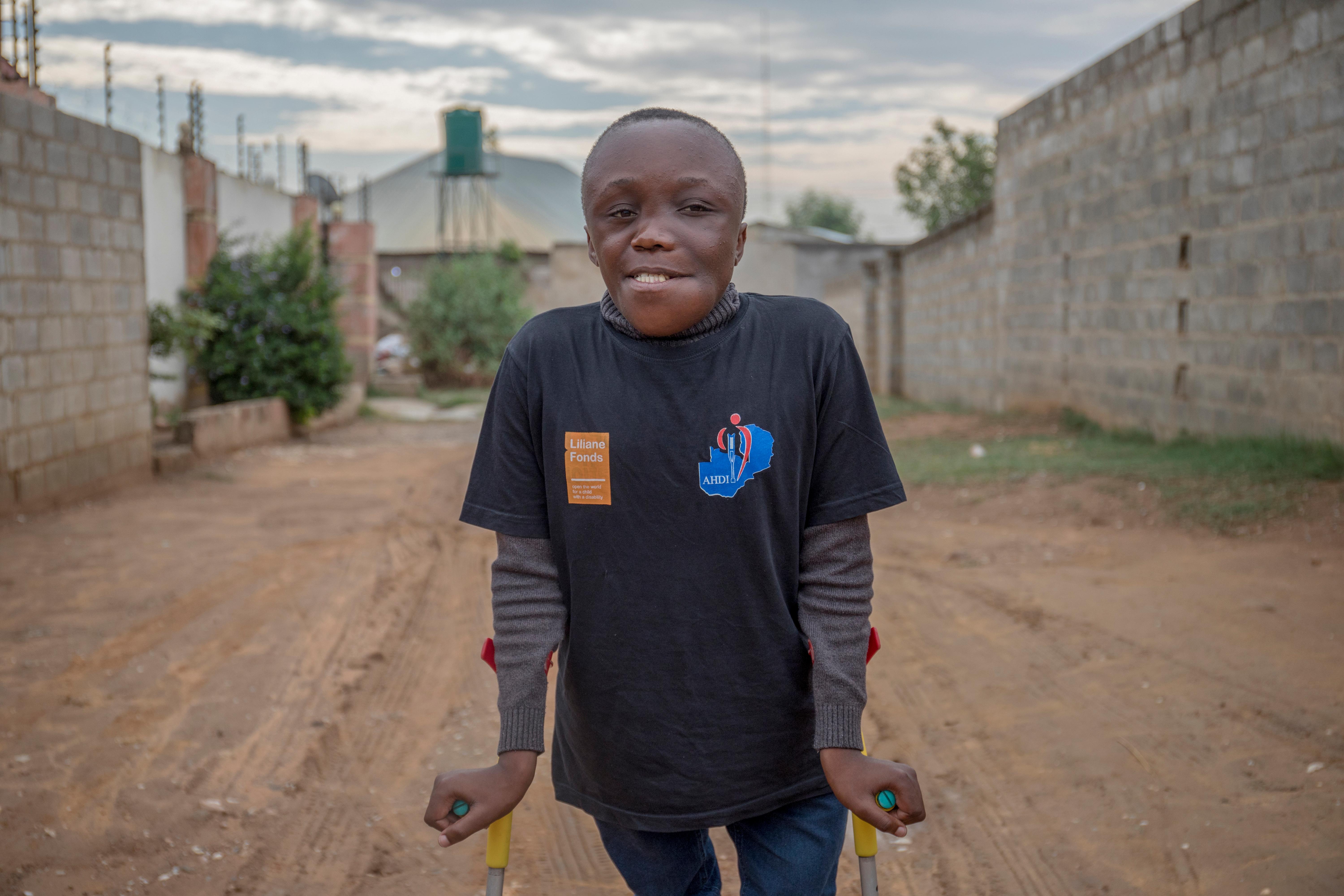 CH1763657_Pohamba, 14, is a child rights campaigner for climate change and disability in Zambia