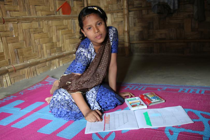 Hasina* (13) is a Rohingya refugee girl who lives in Cox’s Bazar, Bangladesh, with her parents and younger brother