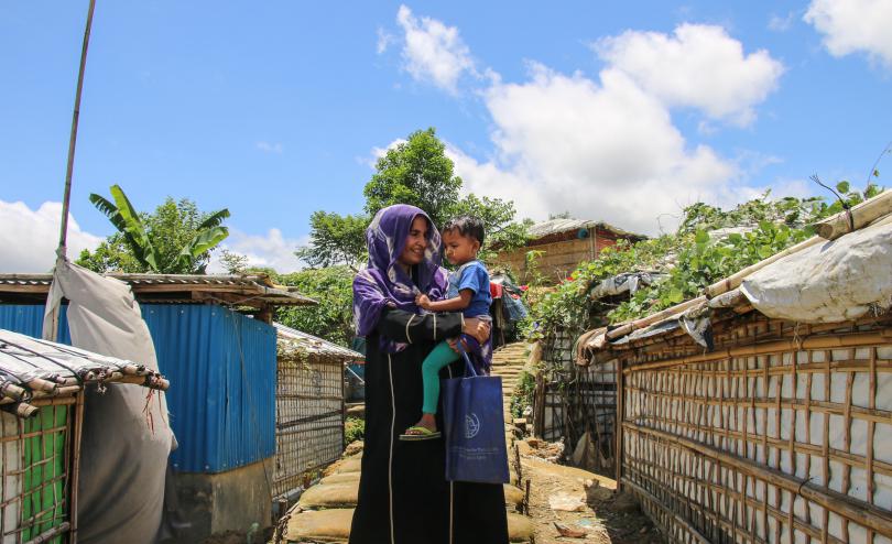 Hamida* (40) and Runa* (3) live in the Rohingya Refugee camps in Bangladesh and attend Save the Children's clinic