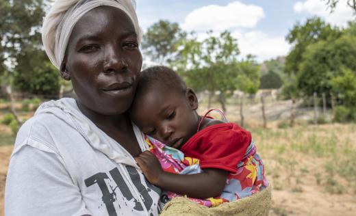 Pretty (38) and her daughter Shaylen (14 months) have been impacted by the drought and food crisis in Zimbabwe