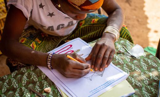 Bintou, 14, Letter writing - Mali 2018