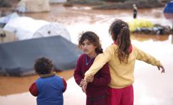 Displaced children in northern Syria